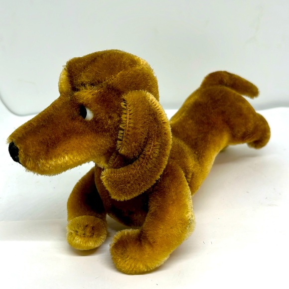 Vintage Dachshund Stuffed Dog - Picture 2 of 6